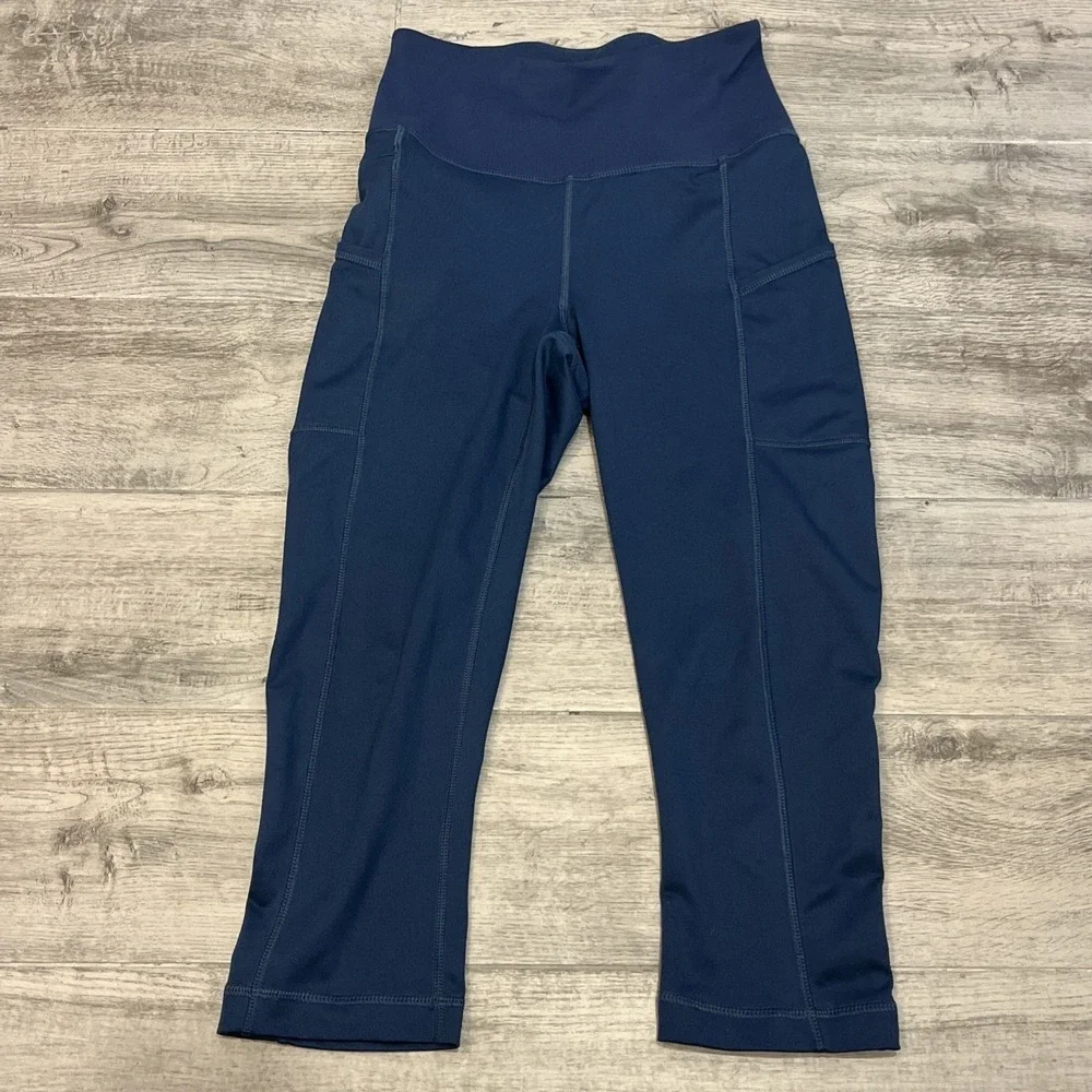 Patagonia Lightweight Women's Capri Leggings Pack Out 2 pockets‎ Navy Sz Small
